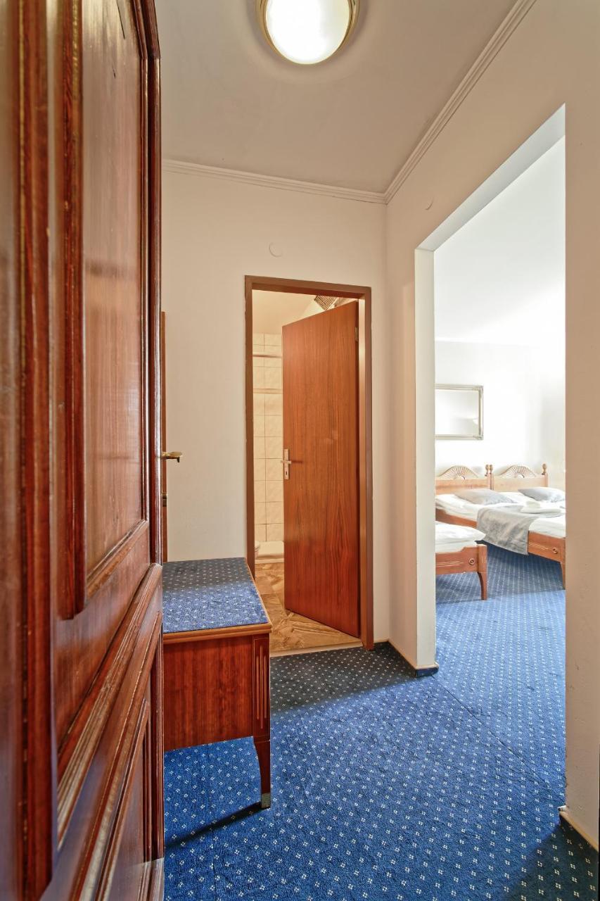 Hotel Napoleon Austerlitz Esterno foto