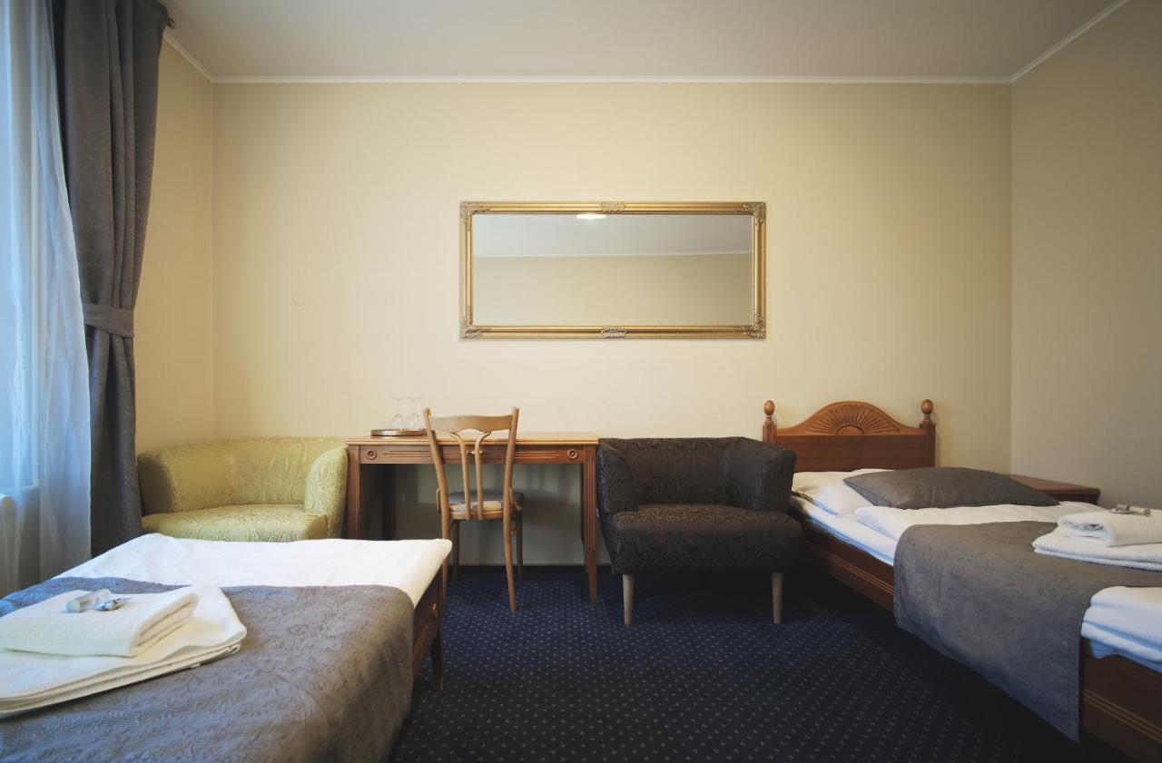 Hotel Napoleon Austerlitz Esterno foto
