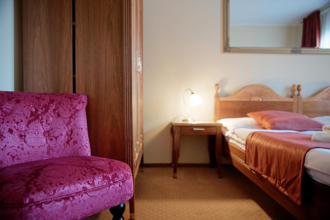 Hotel Napoleon Austerlitz Esterno foto